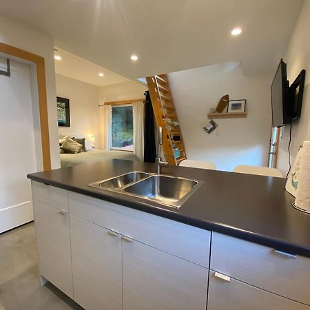 Lucky Creek Guest Suite Ucluelet Extérieur photo