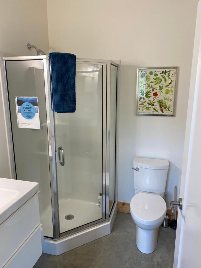 Lucky Creek Guest Suite Ucluelet Extérieur photo